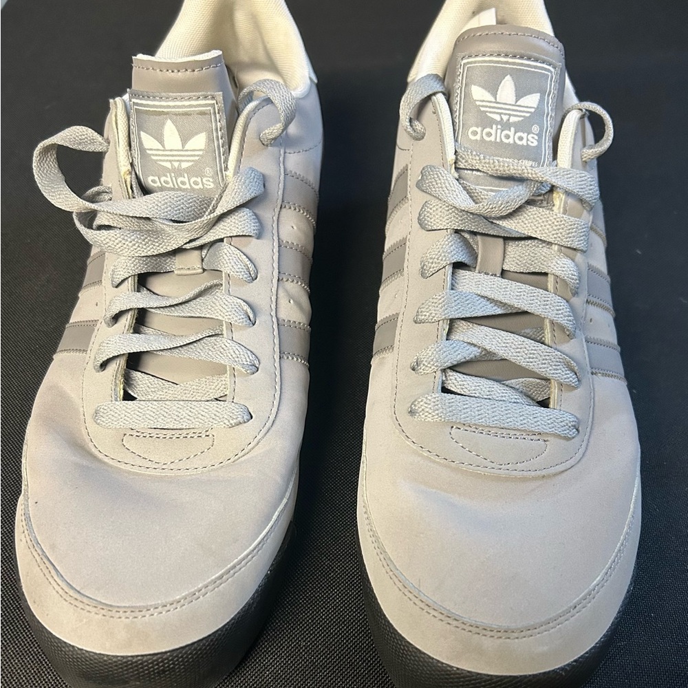 adidas Orion gray low-top sneakers, size 13, excellent condition